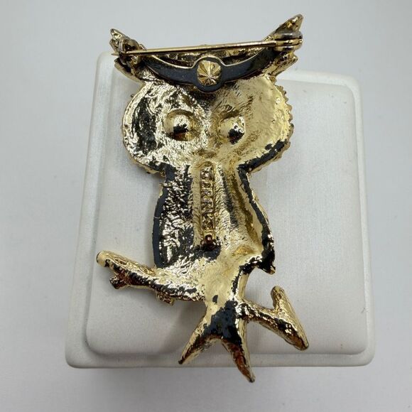 Vintage Gerry's gold tone owl brooch/pin with red rhinestone eyes! - Picture 4 of 9